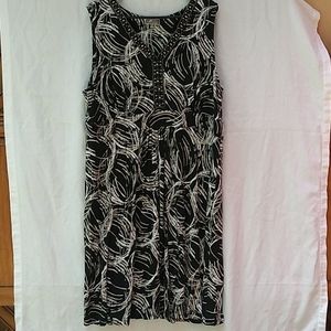 Sleeveless dress